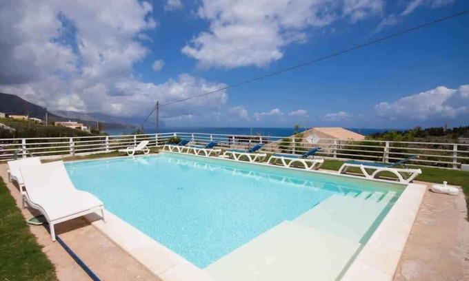 Alcamo Historic Center Villa | Aesthetic Villa With Colorful Surroundings And Pool