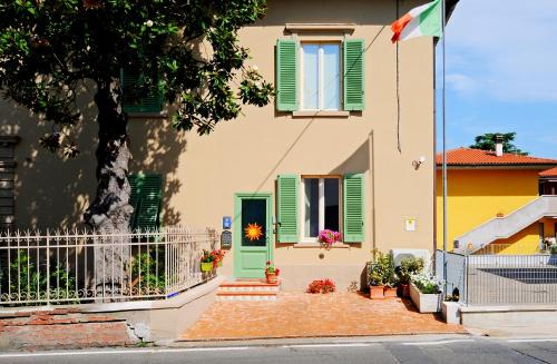 Montopoli in Val d'Arno House | affittacamere il sole