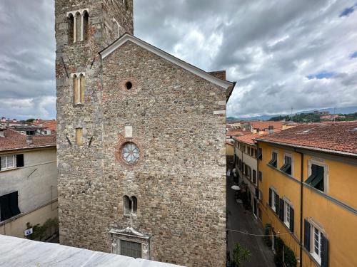 Sarzana House | Affittacamere Al campanile