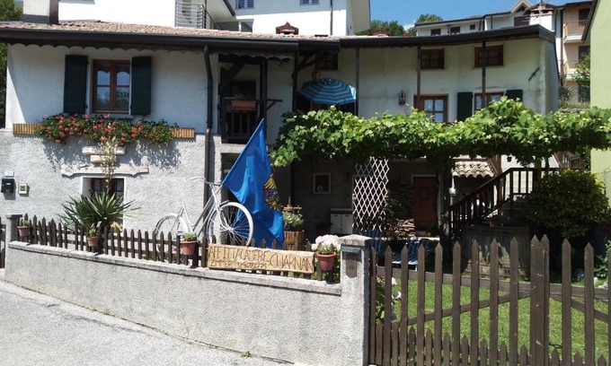 Montenars House | Affittacamere cuarnan