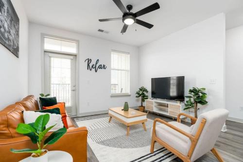 Whitestown Apartment | Affordable 2-Bedroom Whitestown