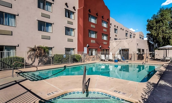 Palm Valley Hotel | Affordable Getaway at Red Lion Inn & Suites Goodyear Phoenix! Free Breakfast!