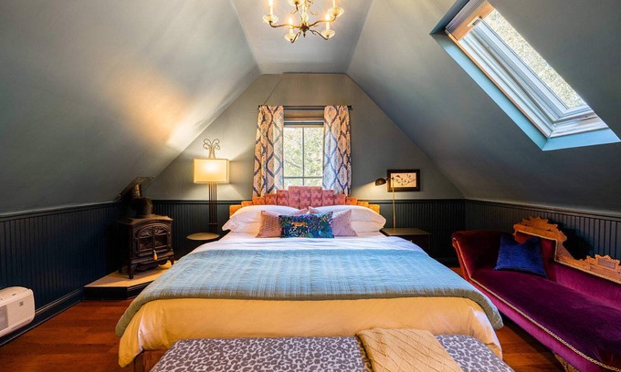 Historic Railroad District Apartment | Affordable Luxury- One block to Downtown