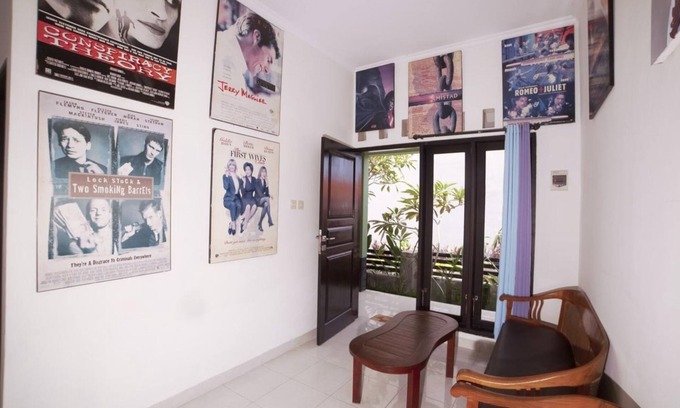 Taman Griya House | Affordable Private Room in Jimbaran, Swimming Pool Available