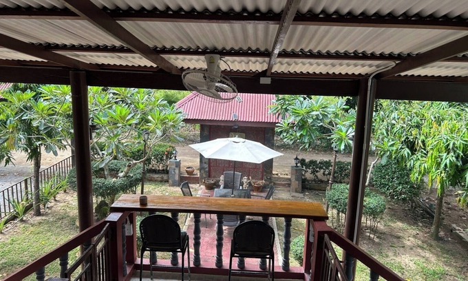 Thong Krut Villa | Aforetime Village in Samui