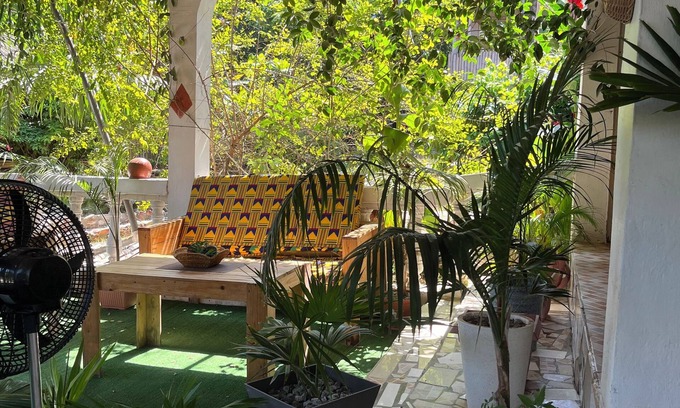 Kokrobite Hotel | African Treasure Beach Resort