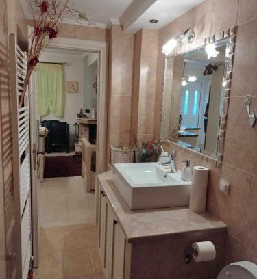 Nea Tirintha Apartment | Agalia house