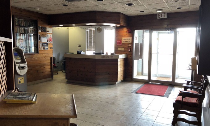 McCreary Hotel | Agassiz Park Lodge