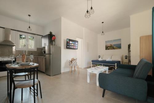 Pelekito Apartment | Agatha's central bright modern luxury apartment-2