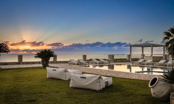 Minia Apartment | Agnanti Suites