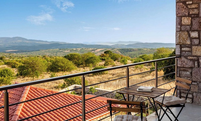 Likissa Villa | Agnantio Marion Villas - Apollon Seaview Retreat