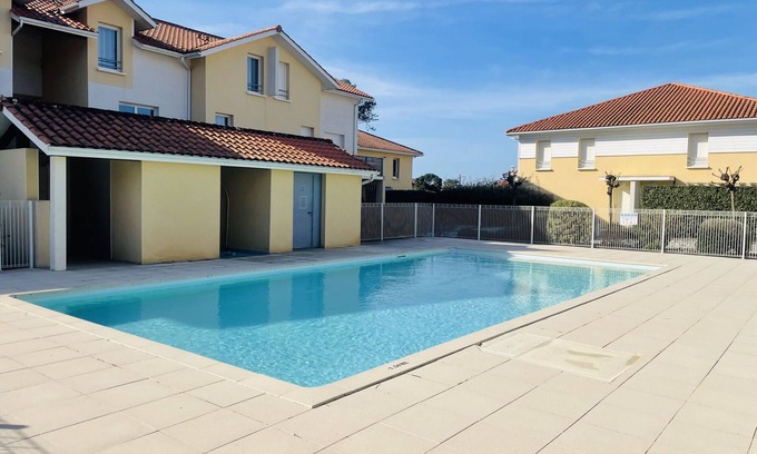 Biscarrosse Plage Apartment | Agréable T3 en Duplex dans résidence avec piscine (091)
