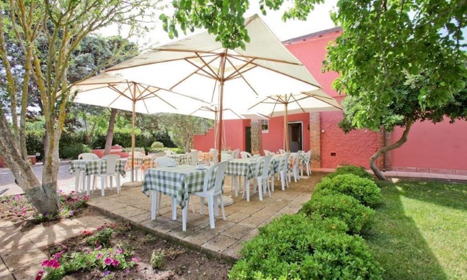 Capalbio Hotel | Agrialbergo La Sugherella
