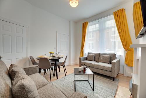 Fenham House | Agricola House by Week2Week Contractor & Business Travel Stays