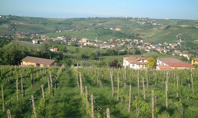 Montecalvo Versiggia House | Agriturismo Casa Re