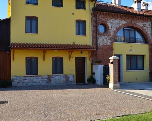Costabissara House | Agriturismo Alla Corte