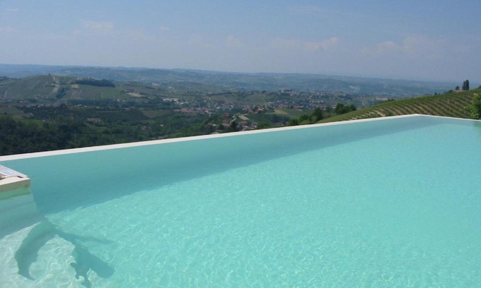 Neive House | Agriturismo Brusalino