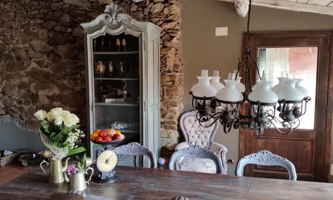 Celle Ligure Bed & Breakfast | Agriturismo Gocce di Luna