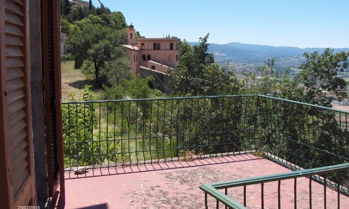Campello sul Clitunno Apartment | Agriturismo Il Palazzetto