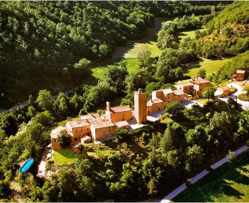 Mercatello sul Metauro Hotel | Agriturismo Biologico Castello Della Pieve