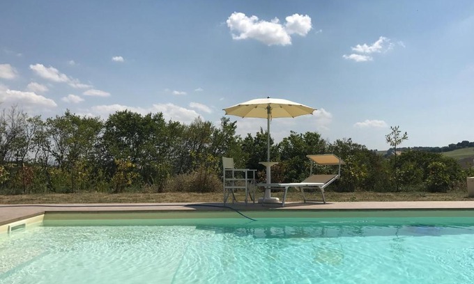 Montemarciano House | Agriturismo La Nocicchia