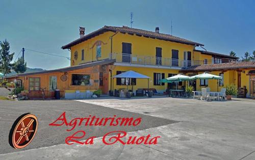 Montelupo Albese House | Agriturismo La Ruota