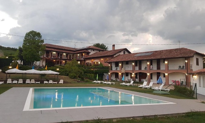 San Marzano Oliveto House | Agriturismo Le Due Cascine