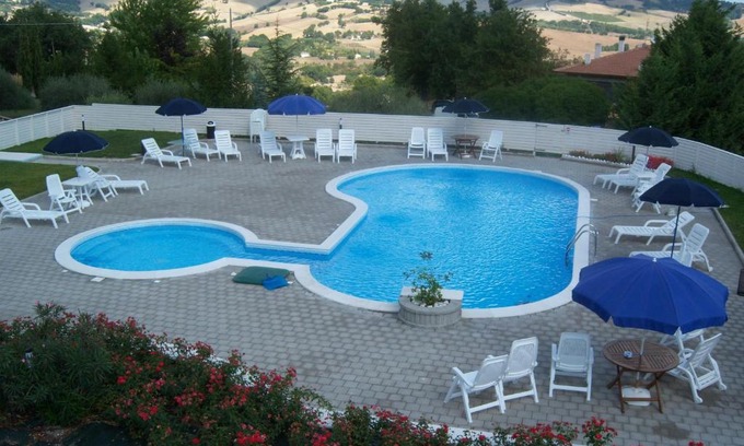 Pergola House | Agriturismo Lo Sgorzolo