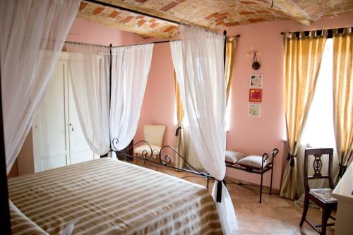 Govone Bed & Breakfast | Agriturismo Monbertola