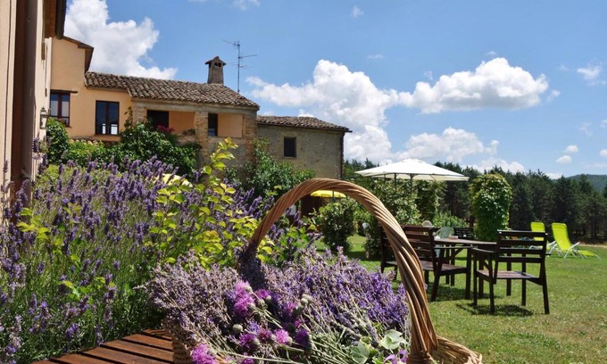 Citta di Castello House | Agriturismo Monterosello