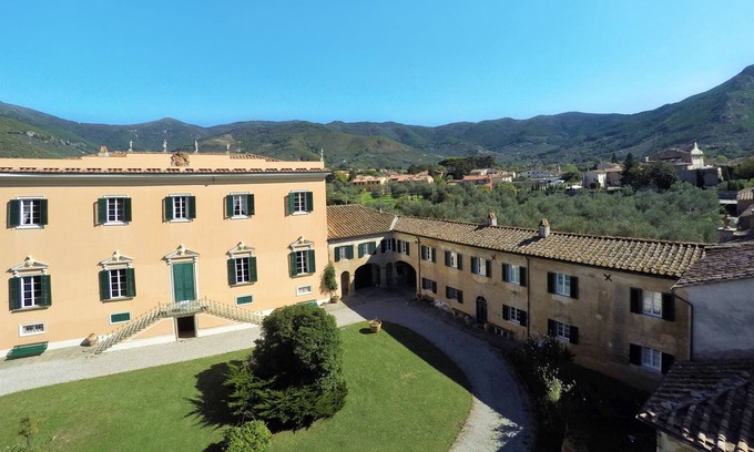 Calci House | Agriturismo Rosselmini | Casa Maria | Swimming pool & Garden