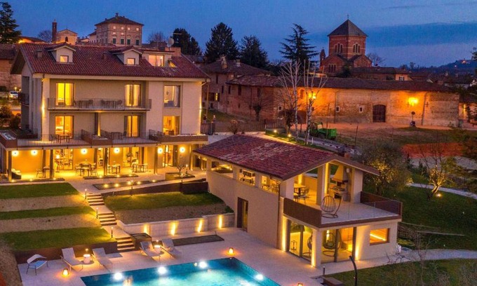 Verduno House | Agriturismo Speziale Wine Resort