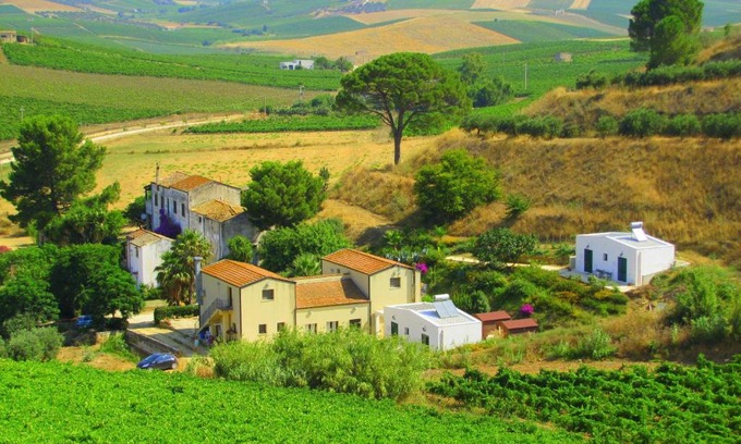 Alcamo House | Agriturismo Tarantola