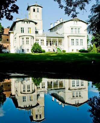 Elblag House | Agroturystyka "Pałac w Janowie"