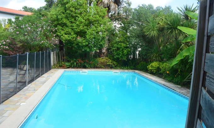 Ahetze House | Ahetze, between Biarritz and St Jean de Luz House + swimming pool and parking lot *