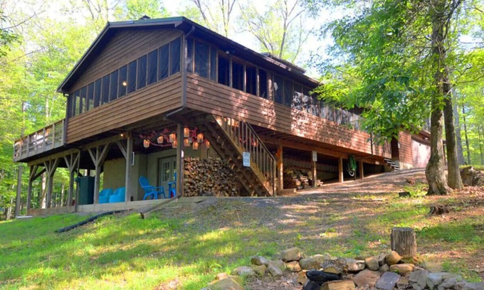 Great Cacapon Cabin | Ahh.Riverwood - Stunning River View Log Cabin + 21 ac & EV CHR