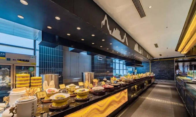 Weiyang Hotel | AI Lives In The Future Hotel（Xi'an Longshouyuan Daming Palace West Subway Station Branch）