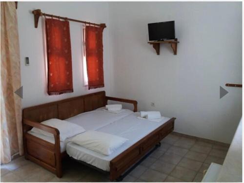 Koukounaries Apartment | Aidonofolies