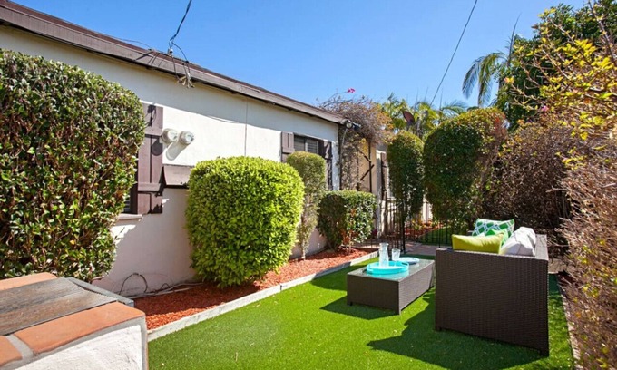 Old Town House | Air Concierge Old Town Charming Cottages 3