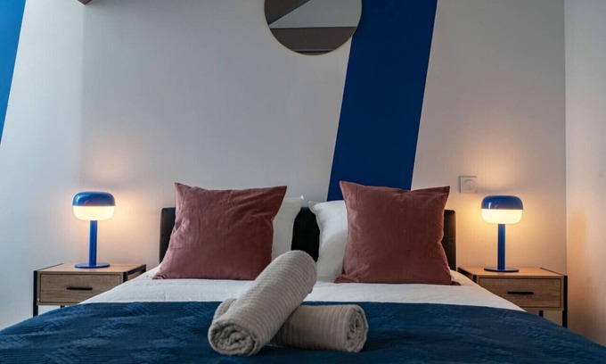 Cœur de Ville Apartment | Air-cond duplex apartment in the city center