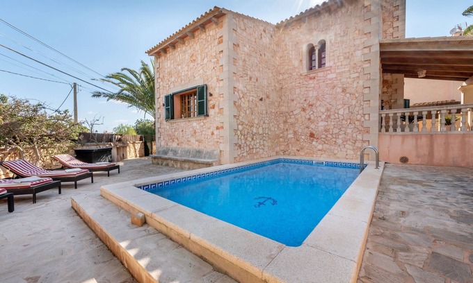Cala Llombards House | Air-Conditioned Holiday Home "Es Cantó" with Pool, Wi-Fi and Terrace