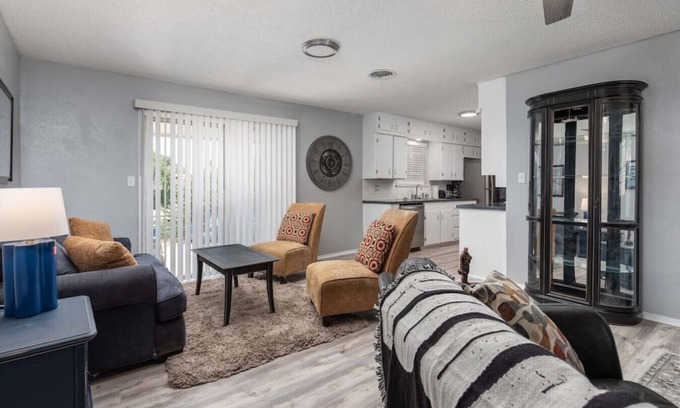Wichita Falls House | Air Force 1 Heroes Home @ Sheppard AFB Wichita Falls by HomeStayPros