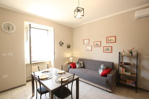 Ostia Antica Apartment | Airport FCO, Ostia antica - Livio's home