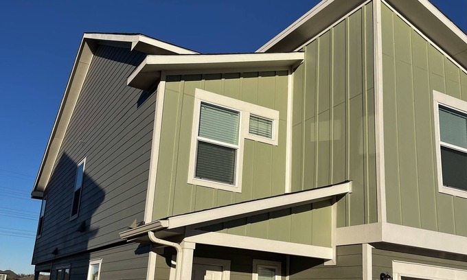 Stony Ridge North House | Airport Hideout