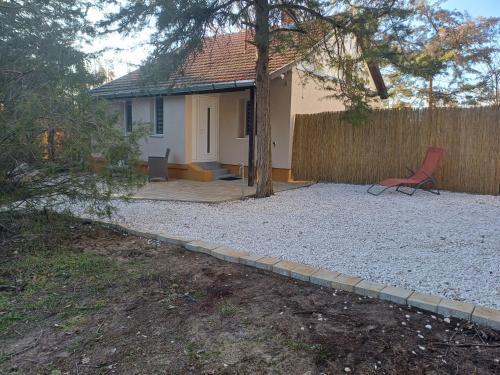 Lakitelek House | Akácos Vendégház Tőserdő