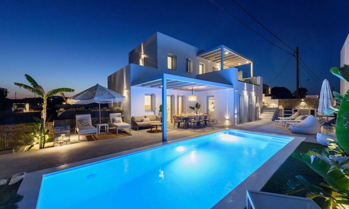 Ampelas Villa | Akoya Pearl Villa - Sea Front