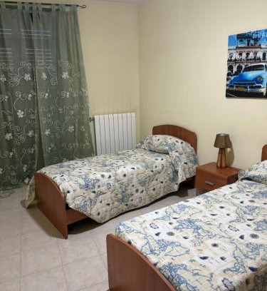 Stornara House | Al 33 Apartment