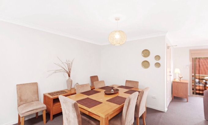 Avoca Beach Apartment | Al Mare 6 - Easy Walk to the Beach and Air-con