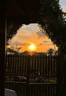Sigar Penjalin House | Al-Shifa Healing House Lombok