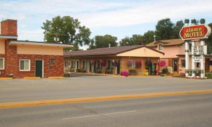 Sheridan Hotel | Alamo Motel